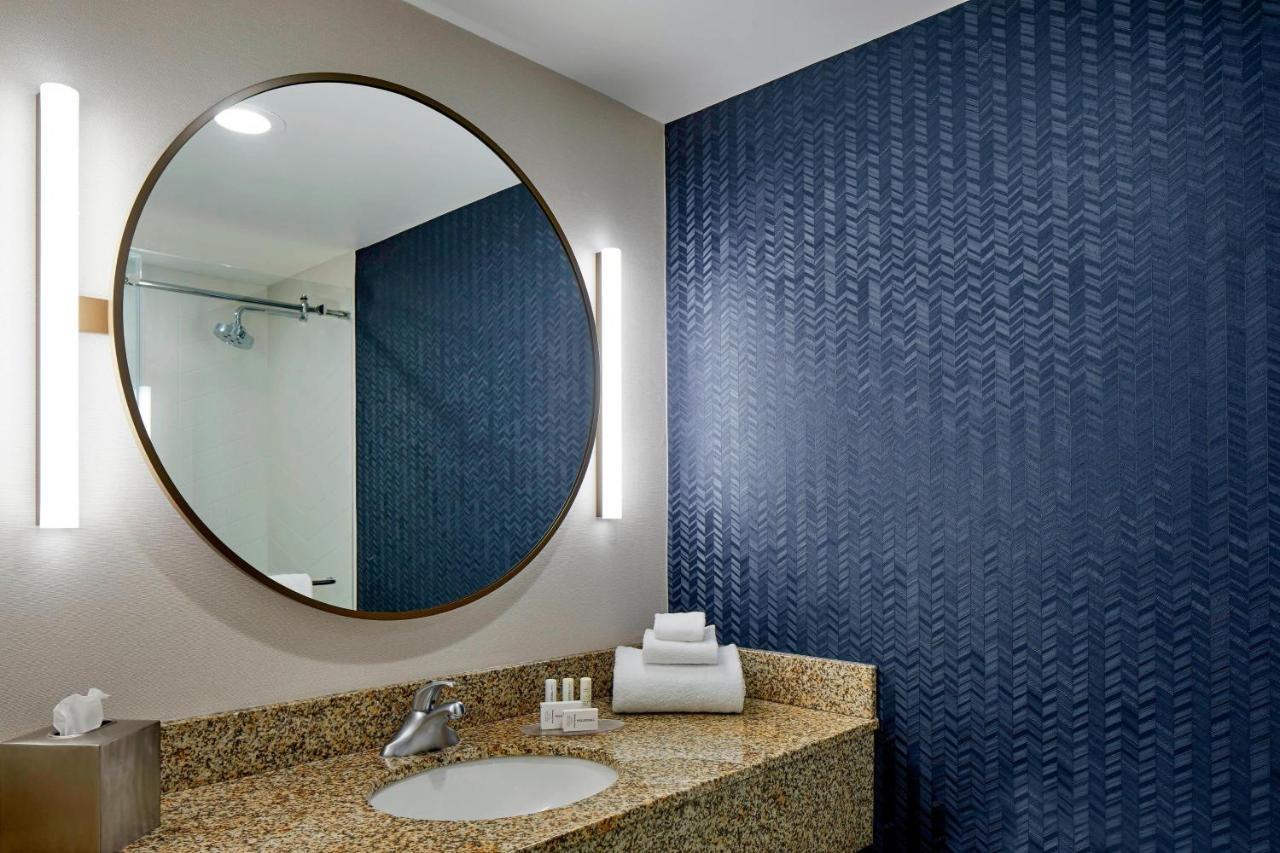 Fairfield Inn & Suites By Marriott Albany Airport Экстерьер фото