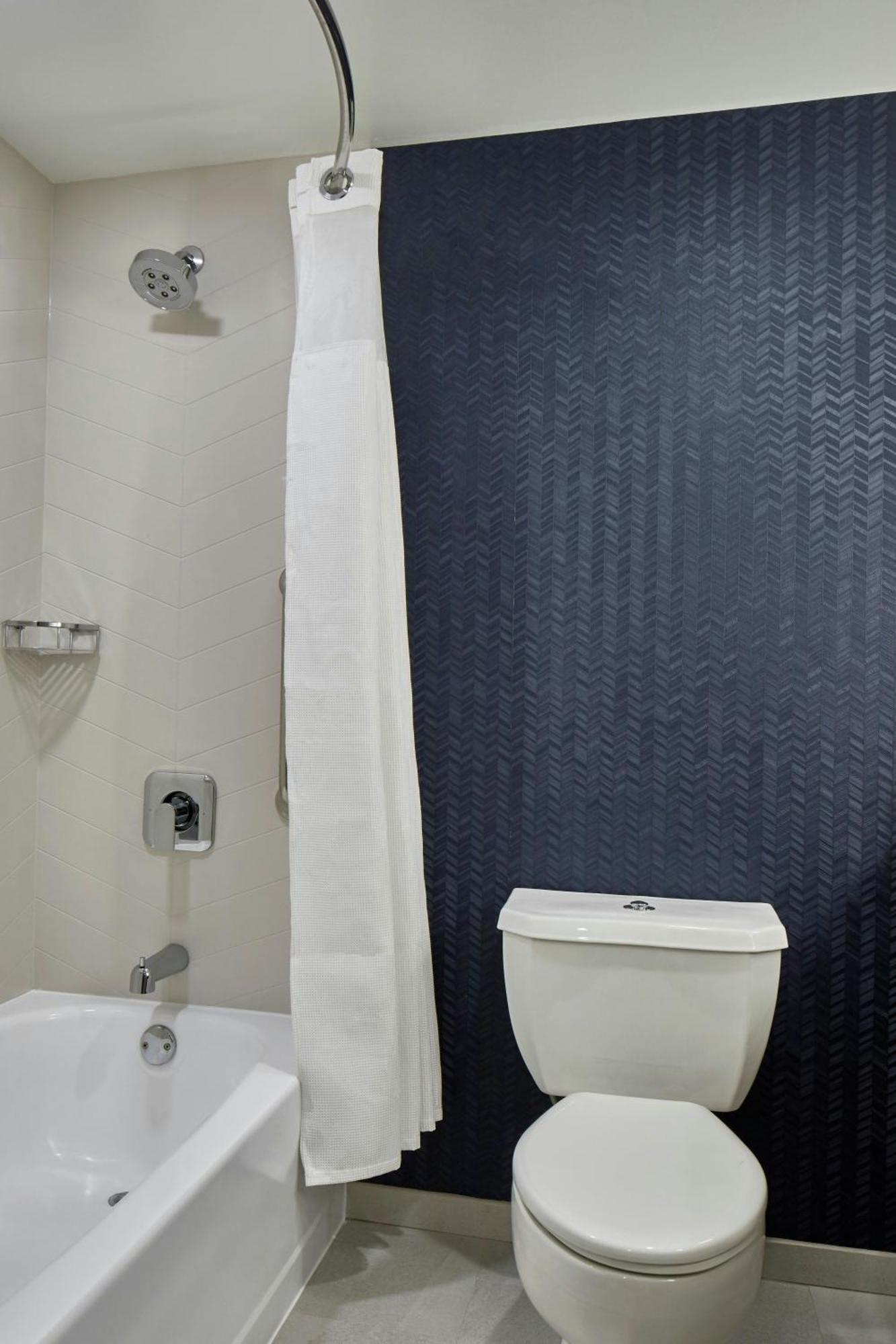 Fairfield Inn & Suites By Marriott Albany Airport Экстерьер фото