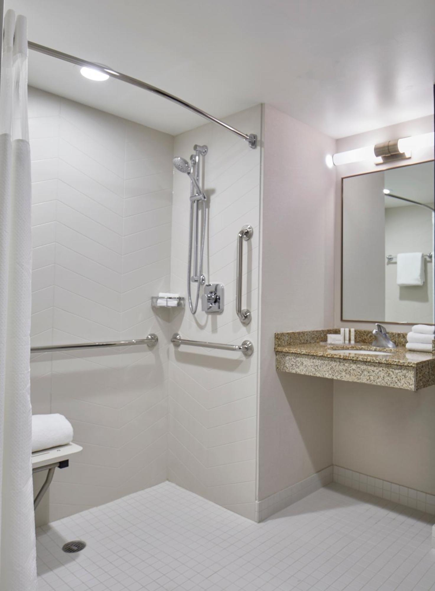 Fairfield Inn & Suites By Marriott Albany Airport Экстерьер фото