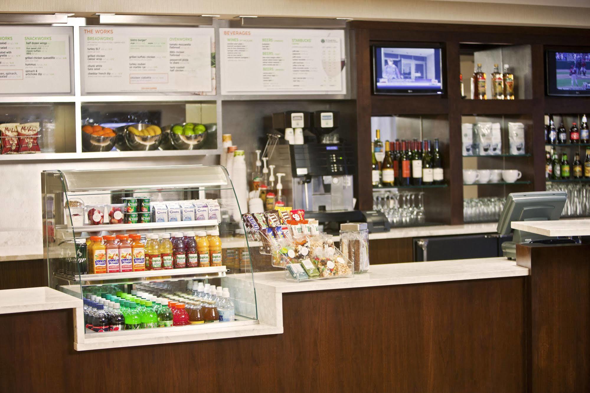 Fairfield Inn & Suites By Marriott Albany Airport Экстерьер фото