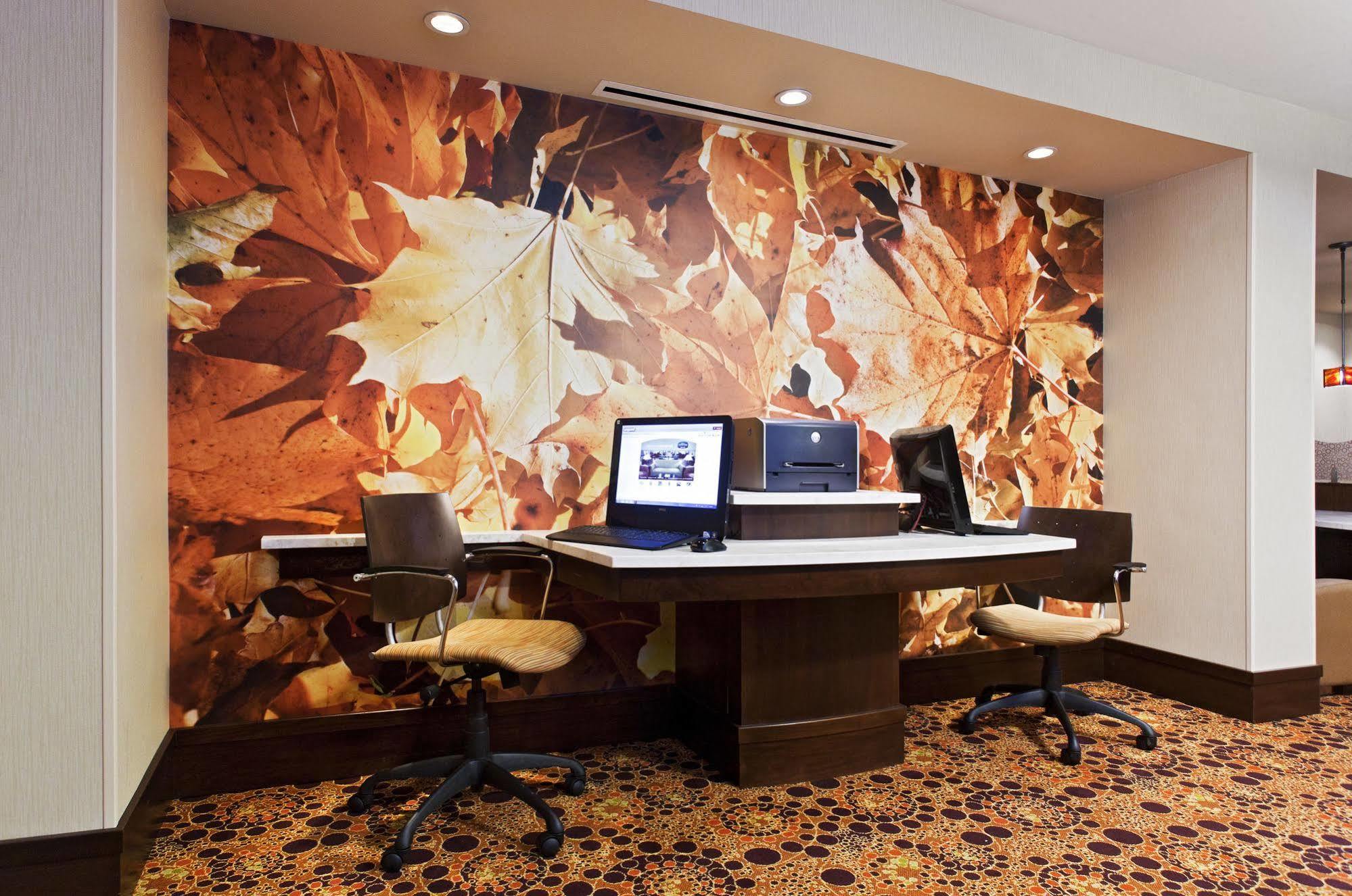 Fairfield Inn & Suites By Marriott Albany Airport Экстерьер фото
