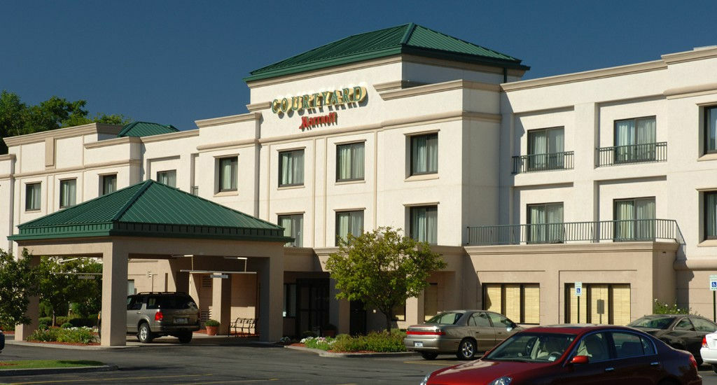 Fairfield Inn & Suites By Marriott Albany Airport Экстерьер фото